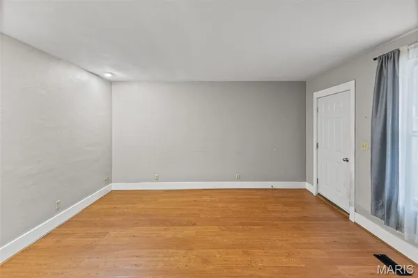 $77,000 | 237 Maple Street, Chester, IL 62233