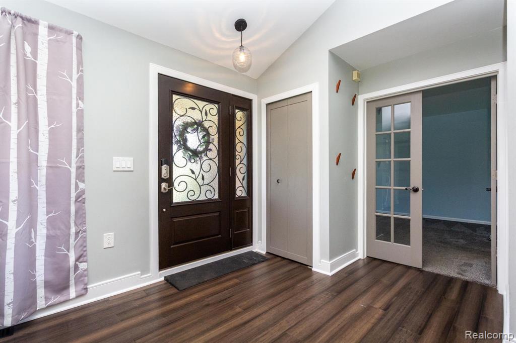 26429 Inkster Road Flat Rock, MI 48134 - Photo 5 of 93 Gallery Image 5