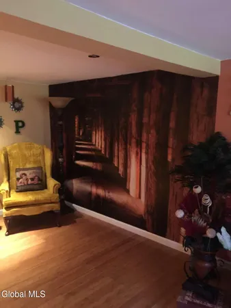 $183,000 | 40 Northampton Road, Amsterdam, NY 12010