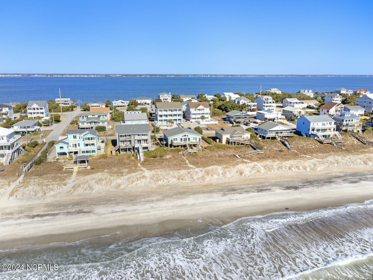 1809 Ocean Drive Emerald Isle, NC 28594 - Photo 5 of 54 5