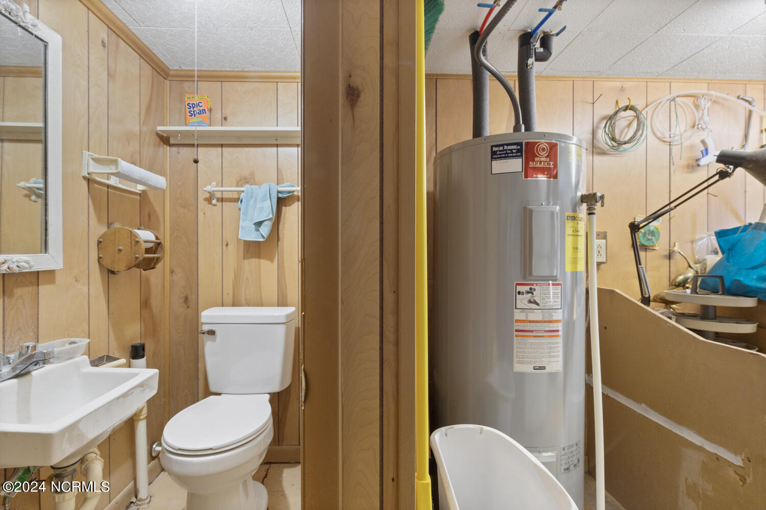 1809 Ocean Drive Emerald Isle, NC 28594 - Photo 51 of 54 53