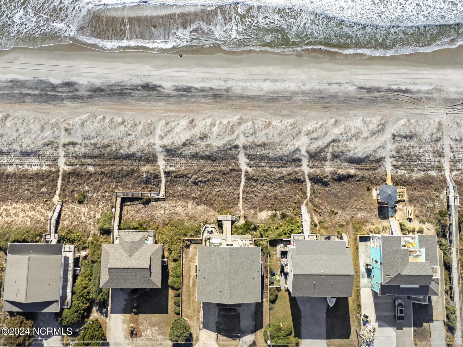 1809 Ocean Drive Emerald Isle, NC 28594 - Photo 7 of 54 8