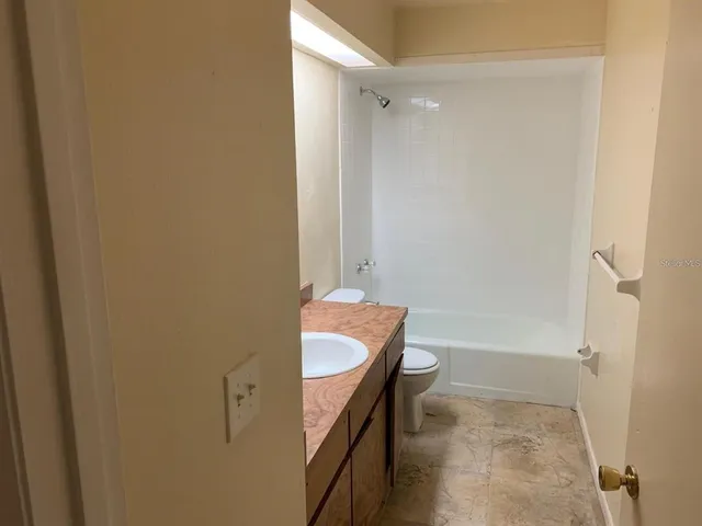 $1,200 | 2556 Chestnut Woods Drive, Lakeland, FL 33815