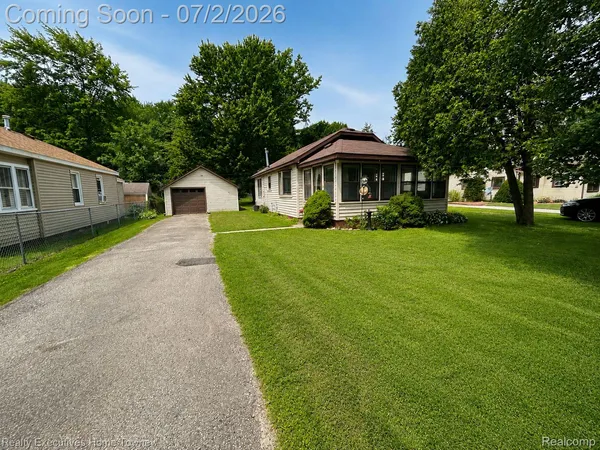 $129,000 | 6621 Bunker Street, Fort Gratiot, MI 48059