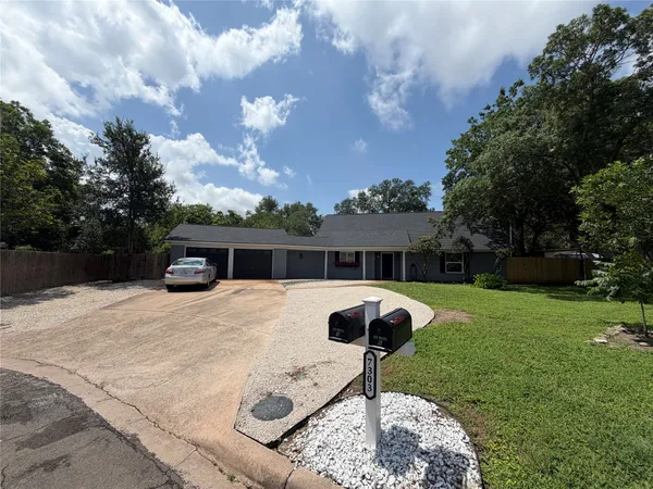 $675,000 | 7303 Whispering Creek Circle, Unit A & B, Austin, TX 78736