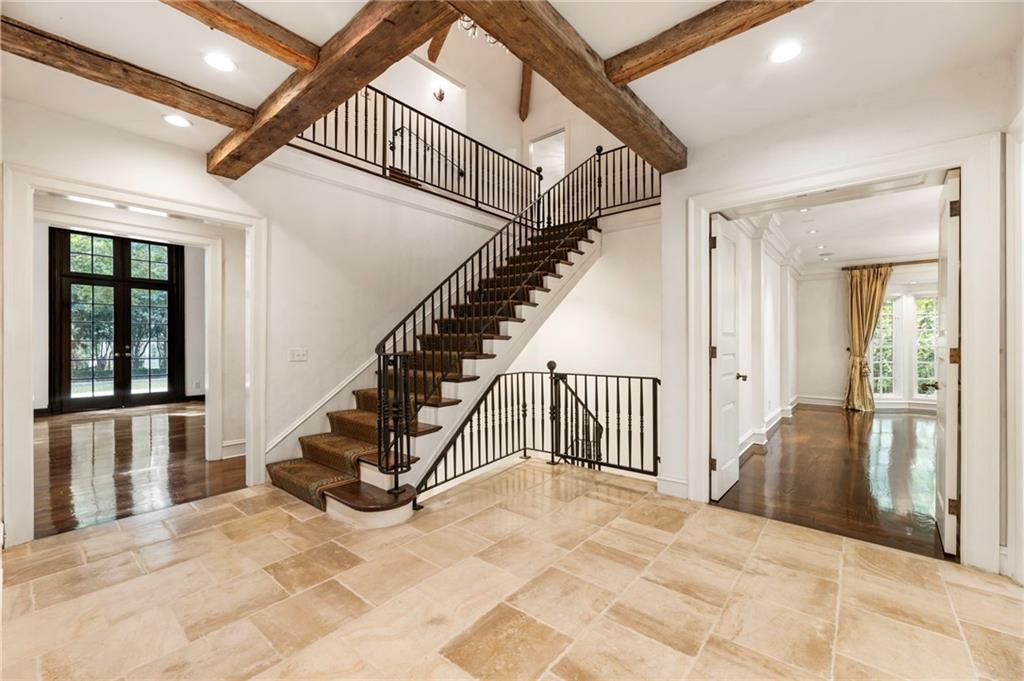 2485 West Wesley Road Northwest Atlanta, GA 30327 - Photo 14 of 84