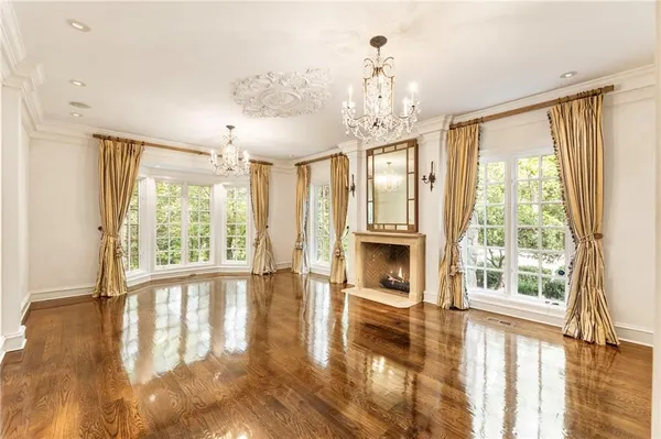 $18,000 | 2485 West Wesley Road Northwest, Atlanta, GA 30327