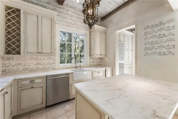 $18,000 | 2485 West Wesley Road Northwest, Atlanta, GA 30327