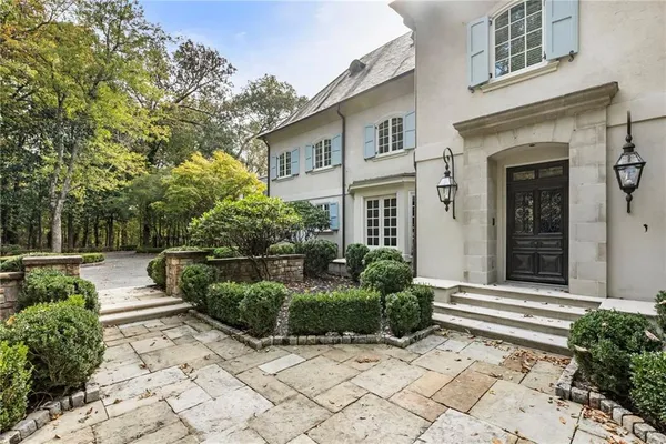 $18,000 | 2485 West Wesley Road Northwest, Atlanta, GA 30327