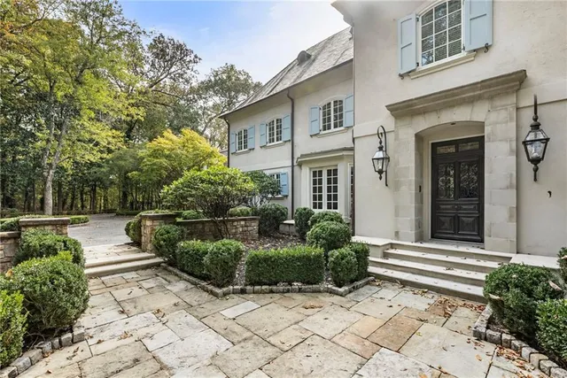 $16,000 | 2485 West Wesley Road Northwest, Atlanta, GA 30327