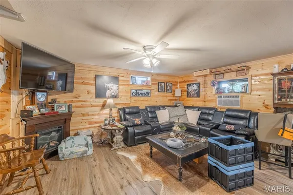 $288,000 | 783 Ripley Route North, Doniphan, MO 63935