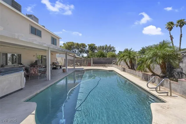 $609,000 | 1405 Bronco Road, Boulder City, NV 89005