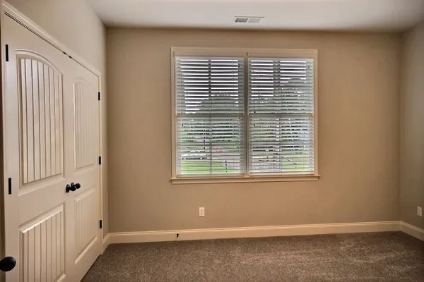 $2,400 | 214 East South Street, Collierville, TN 38017