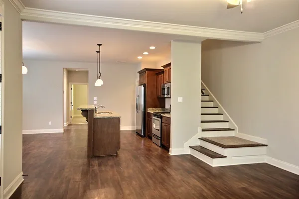 $2,400 | 214 East South Street, Collierville, TN 38017