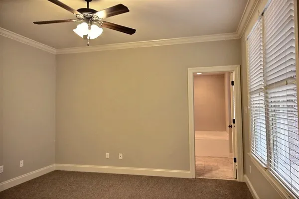 $2,400 | 214 East South Street, Collierville, TN 38017