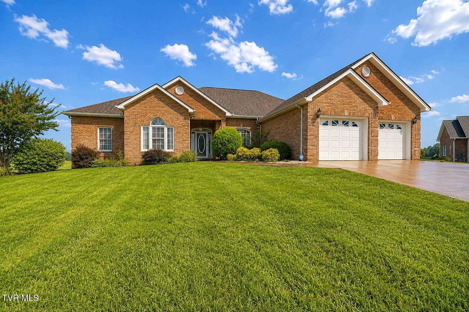 171 Rosecliff Drive Fall Branch, TN 37656 - Photo 3 of 57 3-web-or-mls-c85ae1ad-6d01-4151-be0b-a59