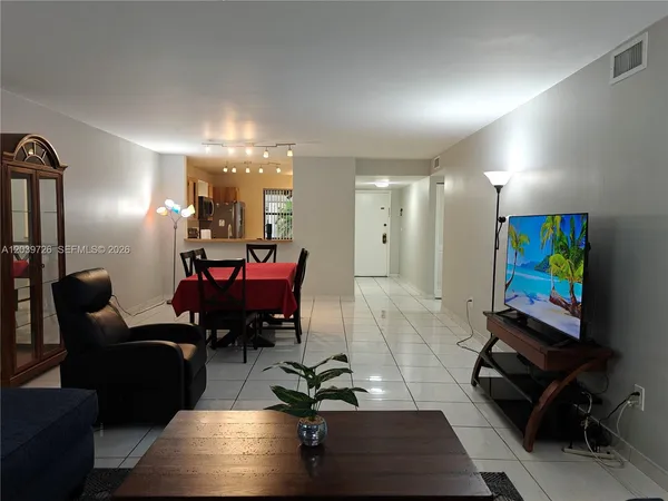 $249,000 | 601 Ives Dairy Road, Unit 1018, Miami, FL 33179