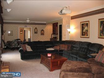 71 Indian Run Road Glenmoore, PA 19343 - Photo 6 of 12 Family Room