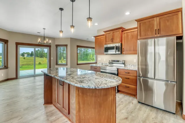 $479,000 | 830 Lake Forest Circle, Detroit Lakes, MN 56501