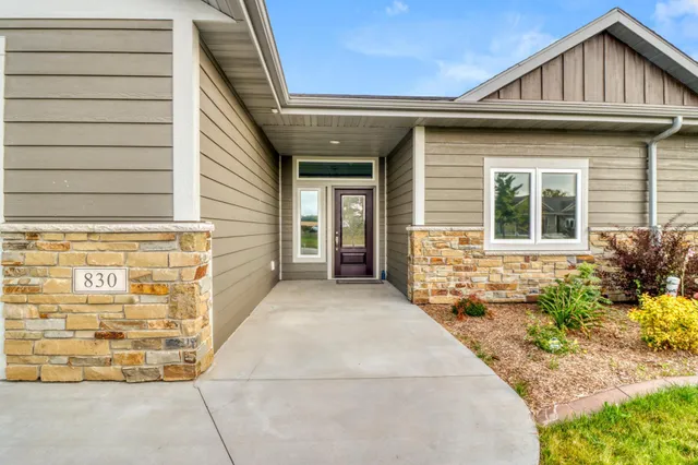 $479,000 | 830 Lake Forest Circle, Detroit Lakes, MN 56501