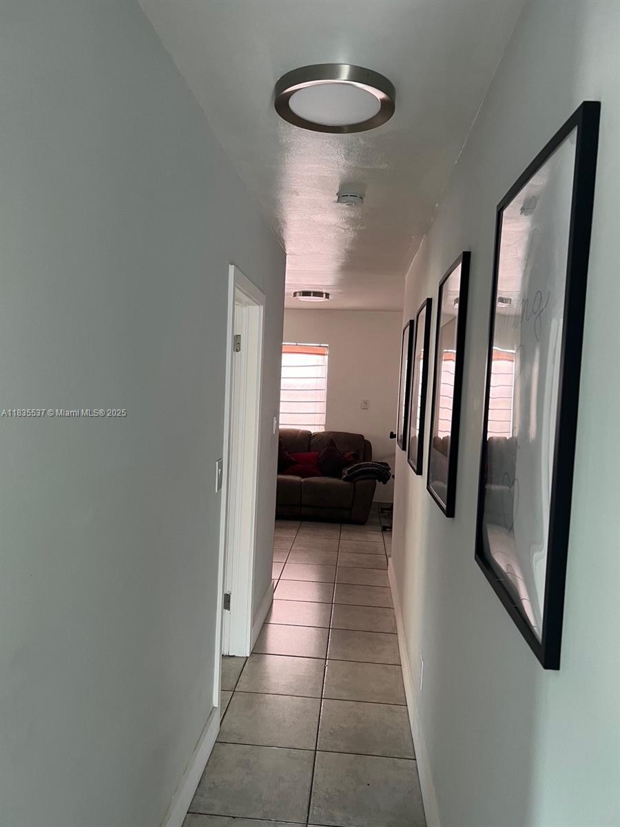 7595 Southwest 28th Street Miami, FL 33155 - Photo 5 of 8