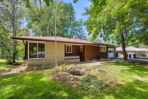 $339,000 | 3511 Hilltop Street, White Bear Lake, MN 55110