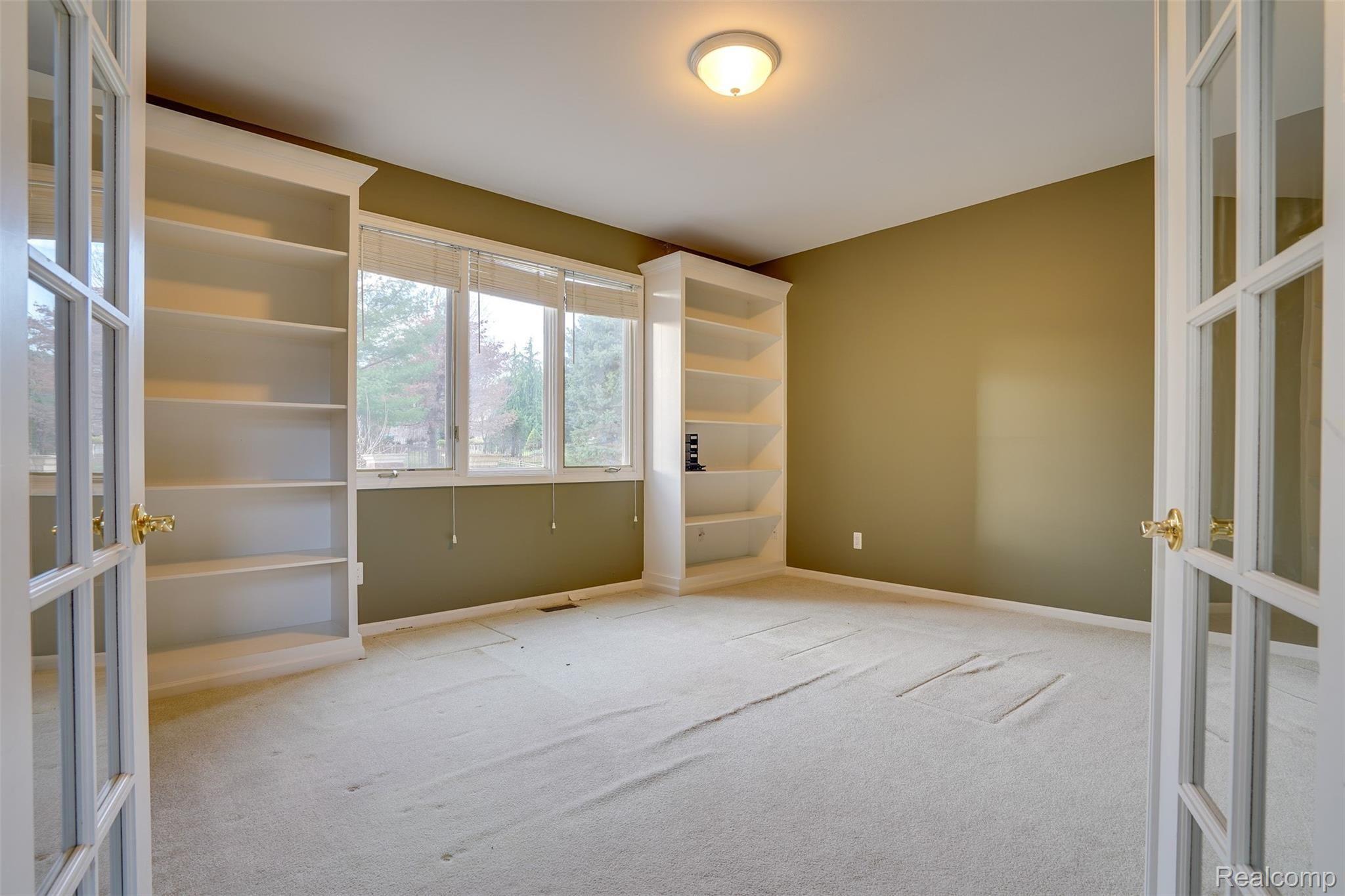 58041 Pheasant Ridge Washington, MI 48094 - Photo 44 of 62 DSC03723HDR.jpg