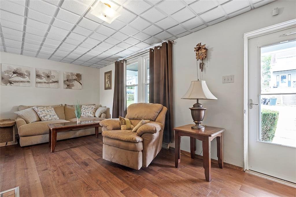 776 Elk Avenue Rochester, PA 15074 - Photo 2 of 25