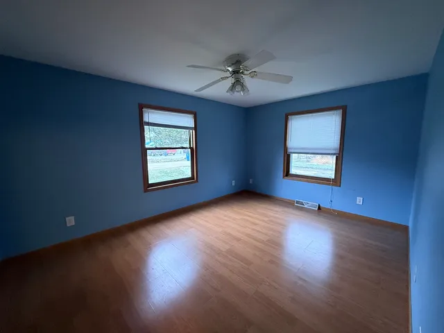 $1,100 | 303 West Pieronnet Street, Unit 303305, Amboy, IL 61310