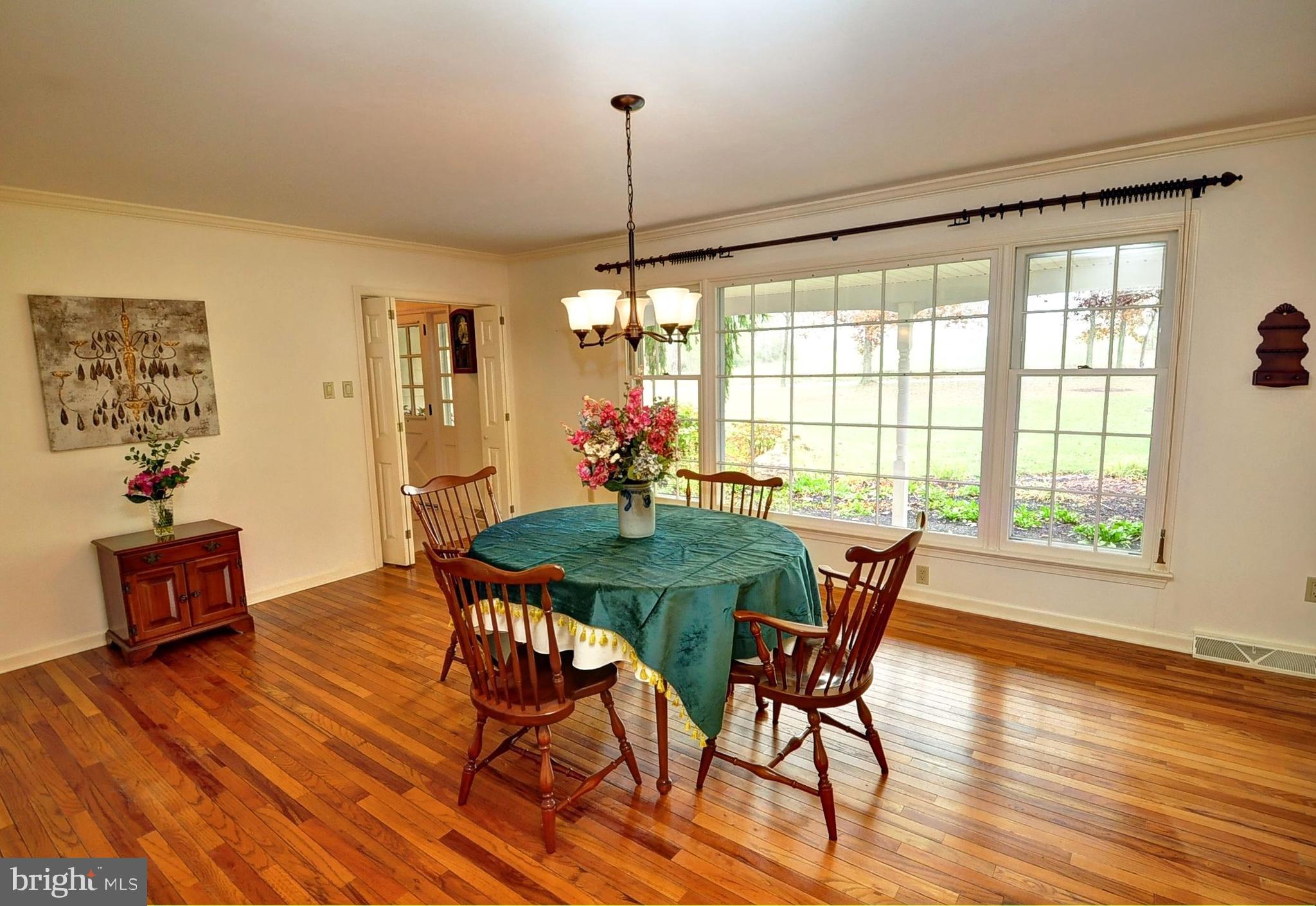 575 Creamery Road Telford, PA 18969 - Photo 35 of 49 Dining room