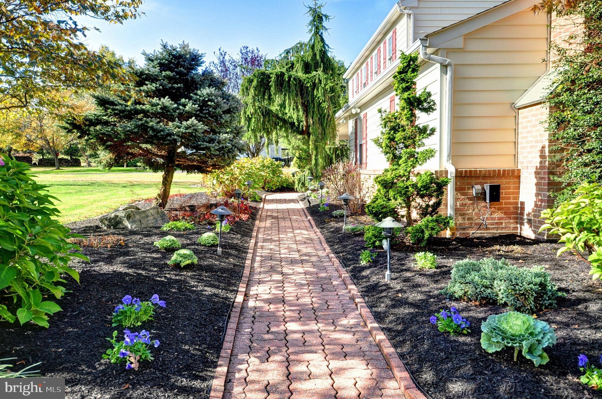 575 Creamery Road Telford, PA 18969 - Photo 8 of 49 Paver walkway