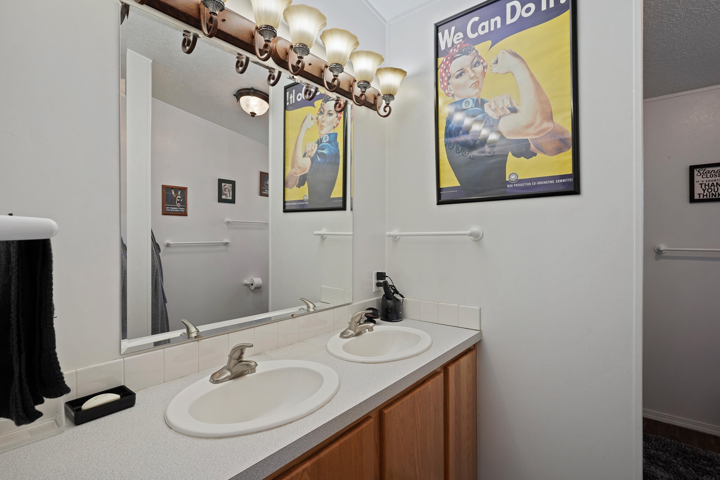 9167 Southwest Meadow Road Terrebonne, OR 97760 - Photo 19 of 36 DSC01680