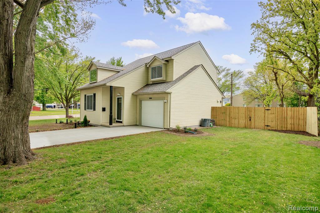 20505 Ridgemont Road Harper Woods, MI 48225 - Photo 33 of 48