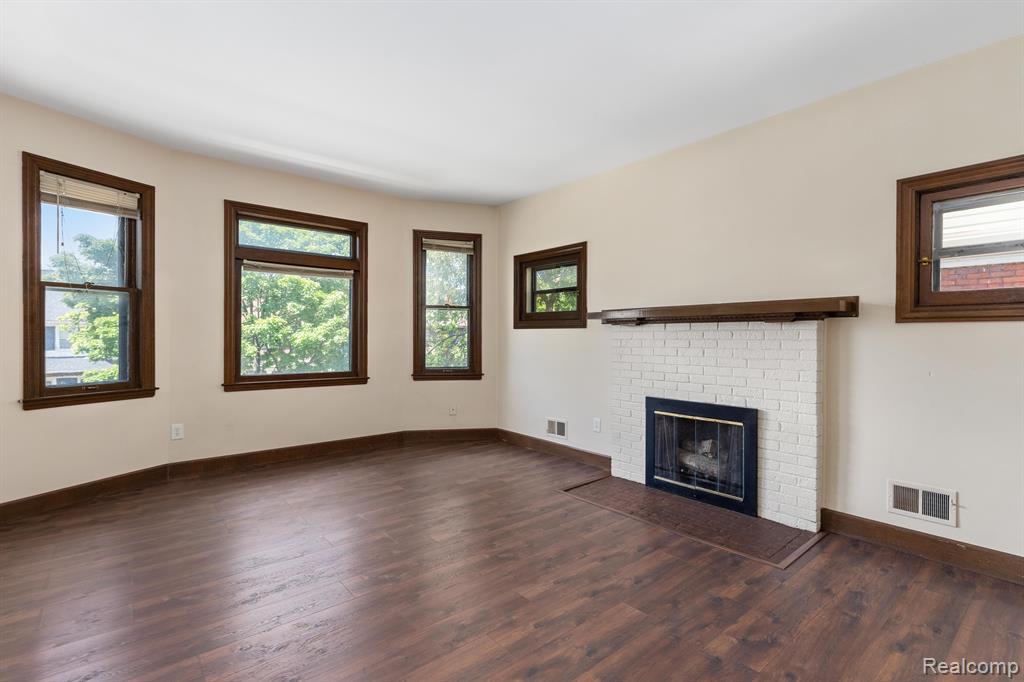 739 Delaware Street Detroit, MI 48202 - Photo 22 of 70