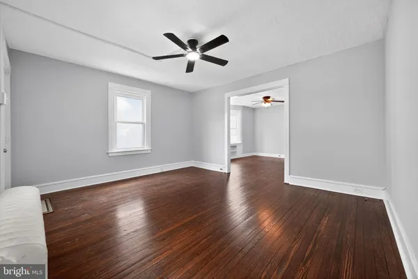 $217,900 | 223 Lafayette Avenue, Darby, PA 19023