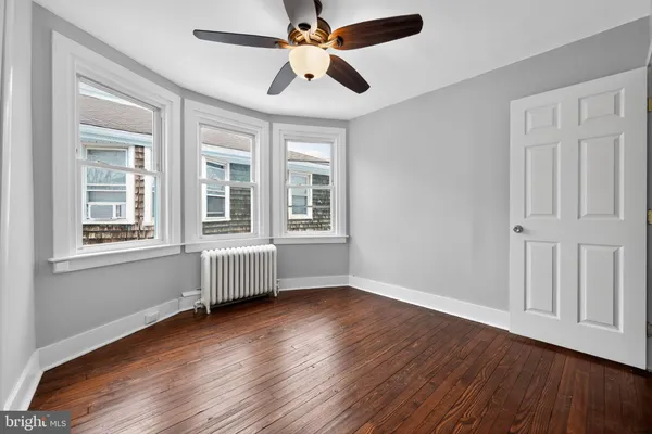 $217,900 | 223 Lafayette Avenue, Darby, PA 19023