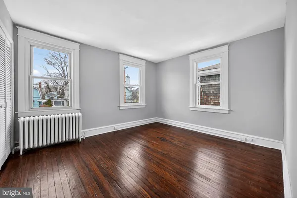 $217,900 | 223 Lafayette Avenue, Darby, PA 19023