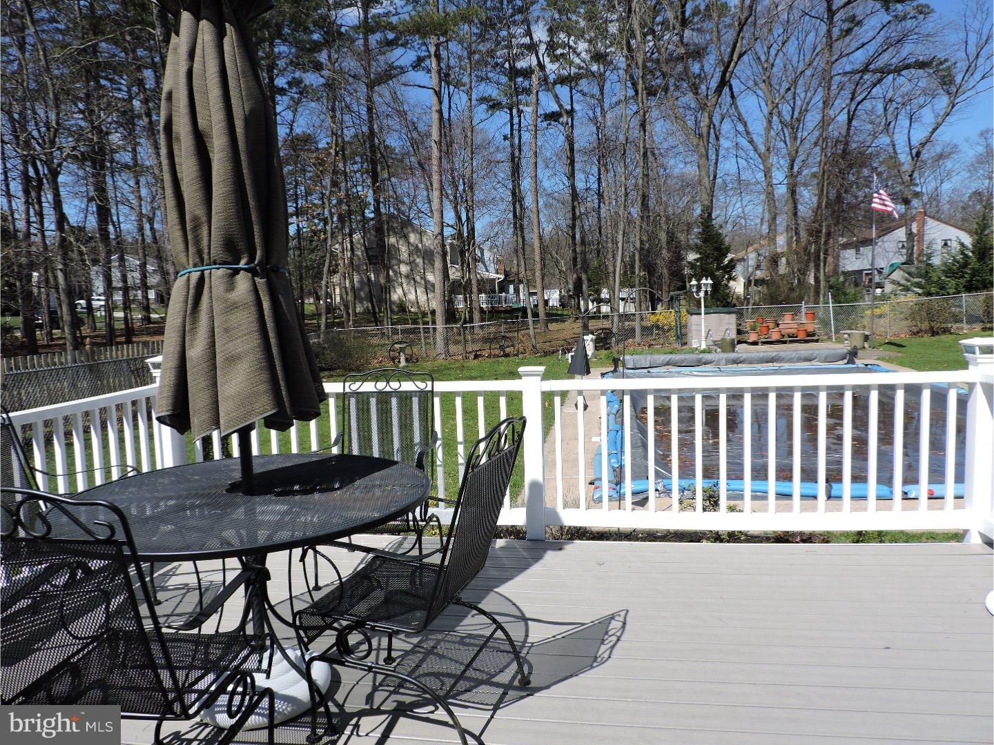 1465 Jarvis Road Sicklerville, NJ 08081 - Photo 22 of 25 Deck