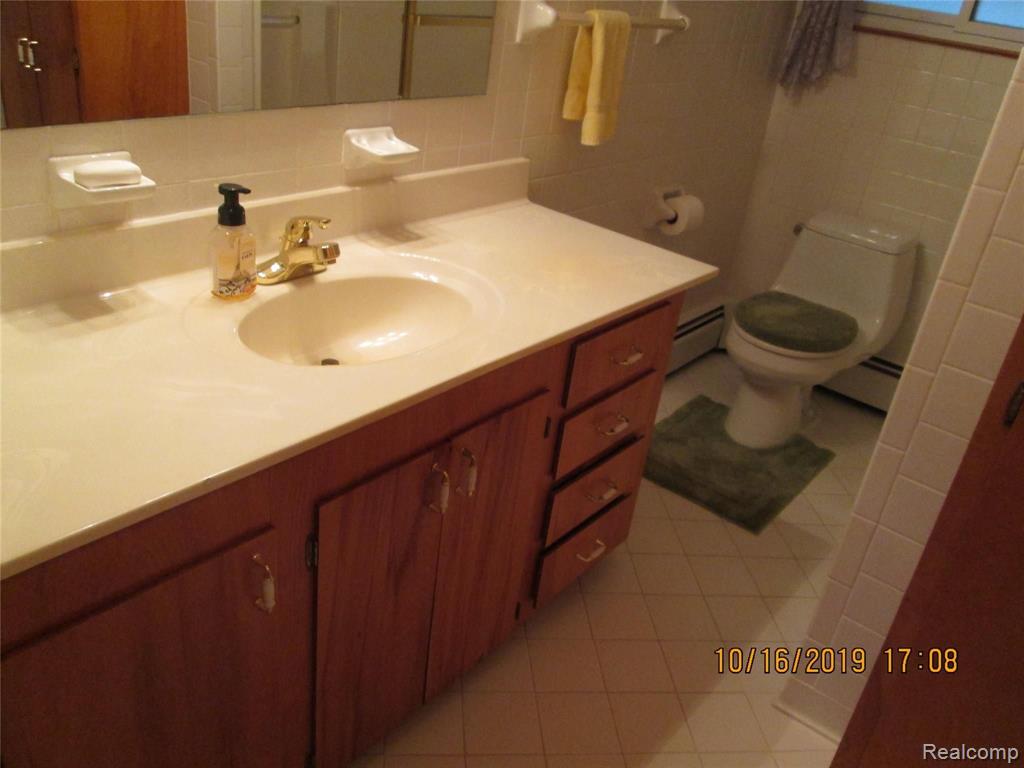 2485 Michigan Road Port Huron, MI 48060 - Photo 15 of 46
