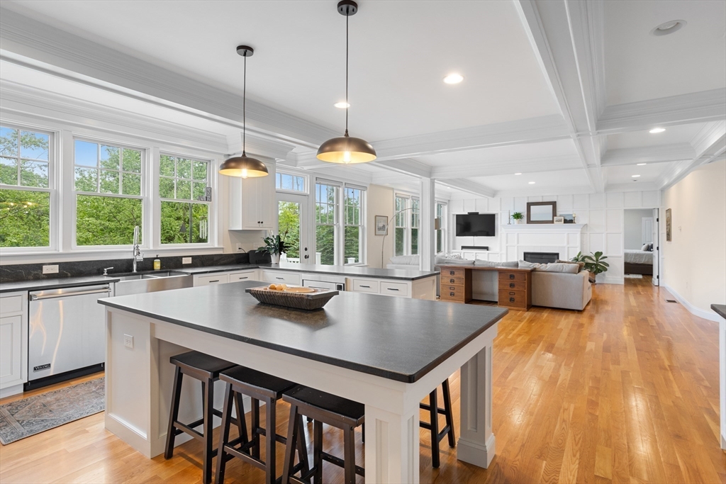 81 Hanover Road Carlisle, MA 01741 - Photo 5 of 42 Gallery Image 5