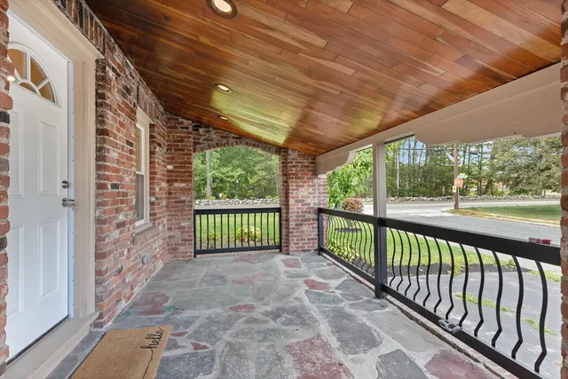 $789,500 | 129-a-b Maple Avenue, Shrewsbury, MA 01545