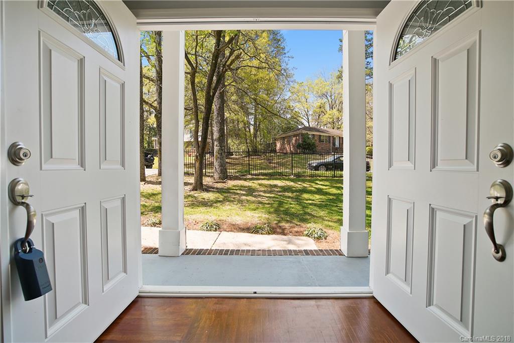 2618 Cedarwild Road Charlotte, NC 28212 - Photo 2 of 19 Gallery Image 2