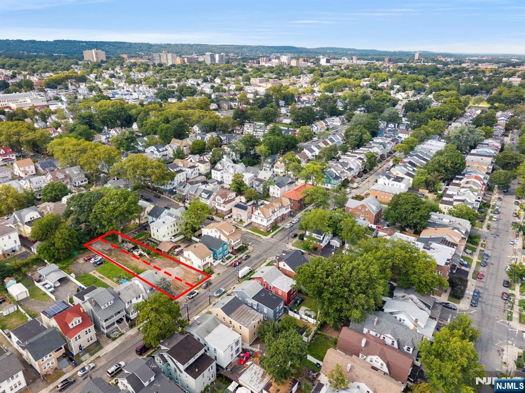 39 Grand Newark, NJ 07106 - Photo 9 of 11 an aerial view of multiple house