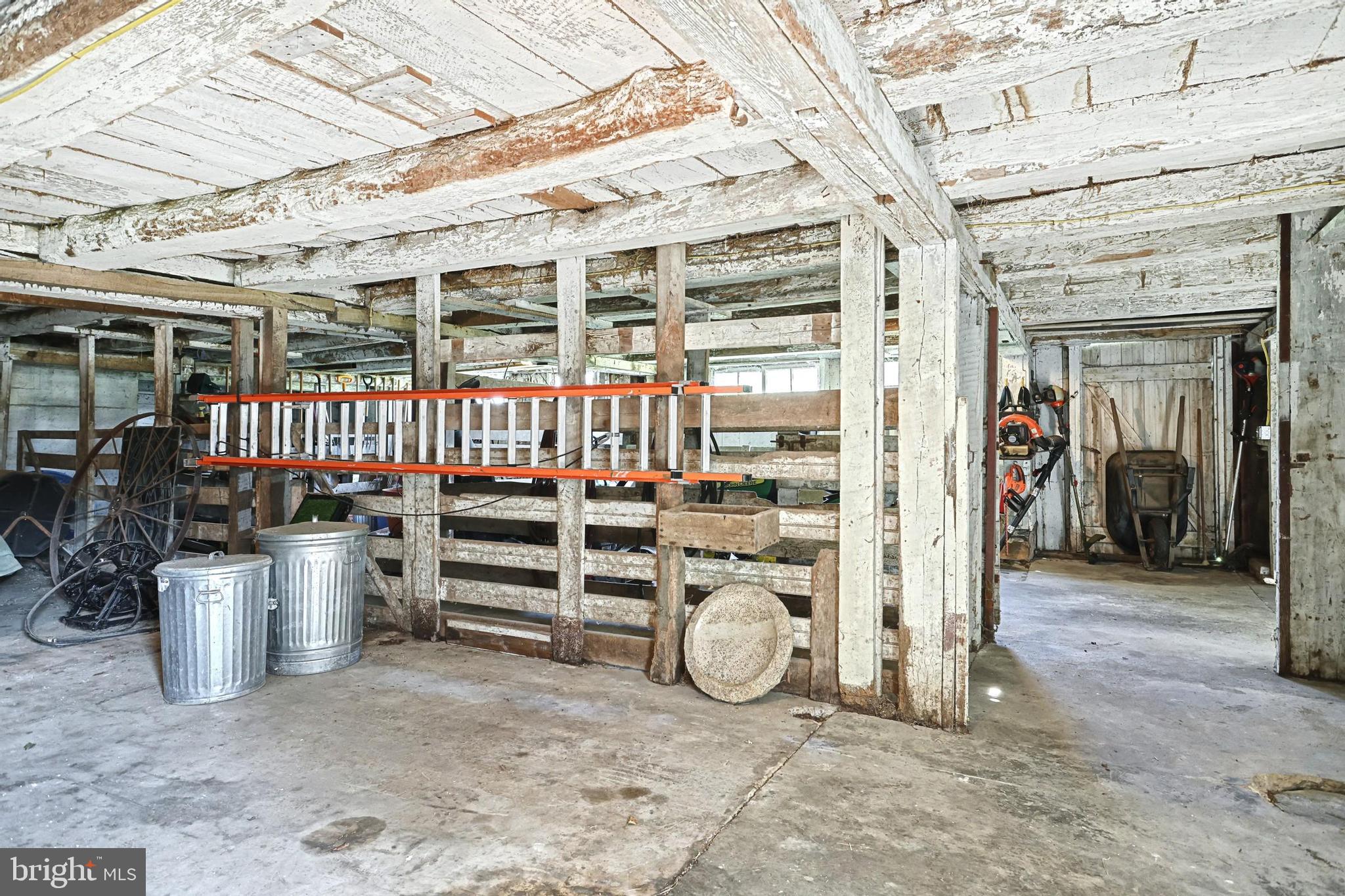 1294 Carlisle Road Aspers, PA 17304 - Photo 103 of 125 Bank Barn