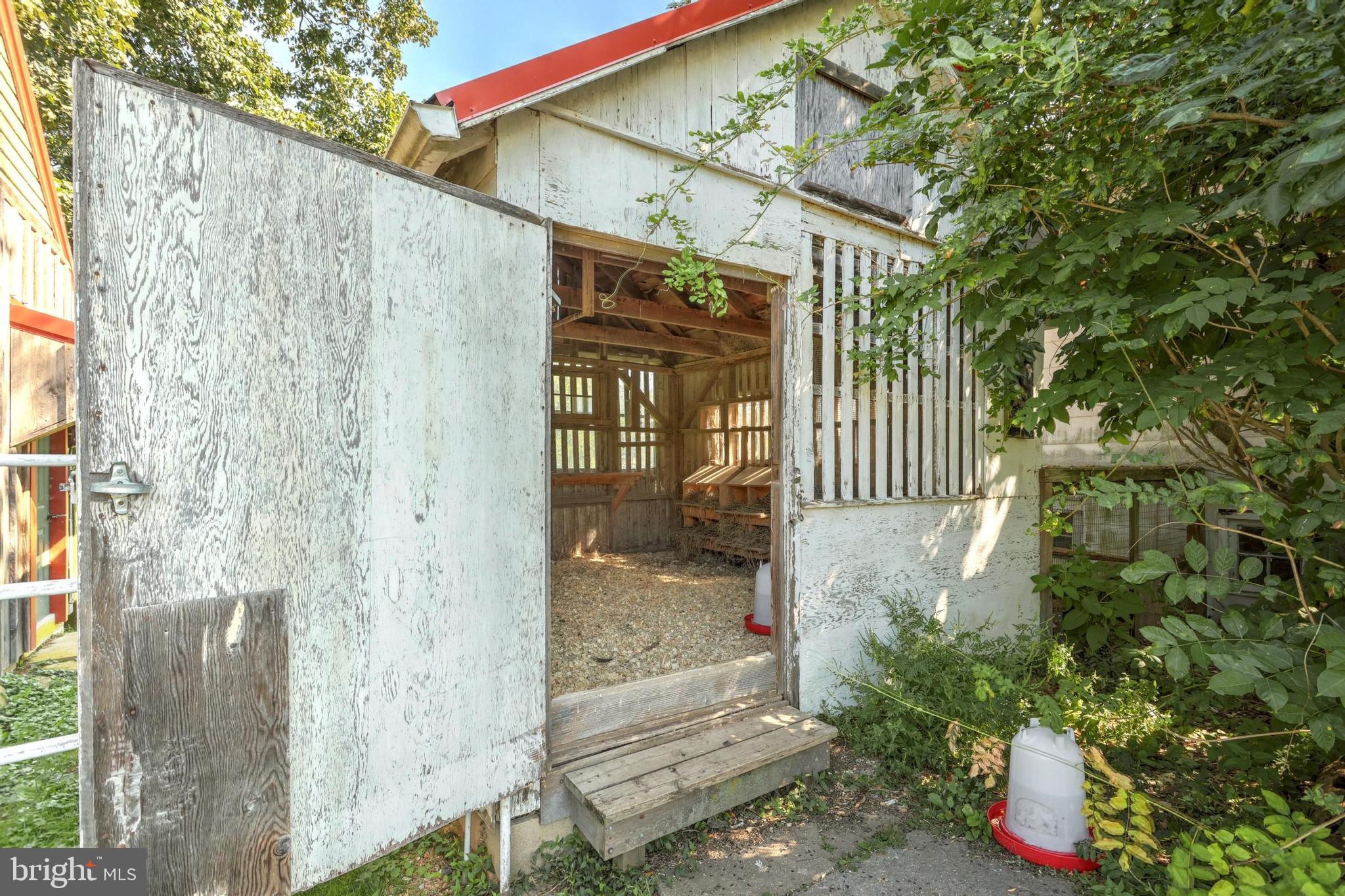 1294 Carlisle Road Aspers, PA 17304 - Photo 111 of 125 Chicken Coop (milk house)