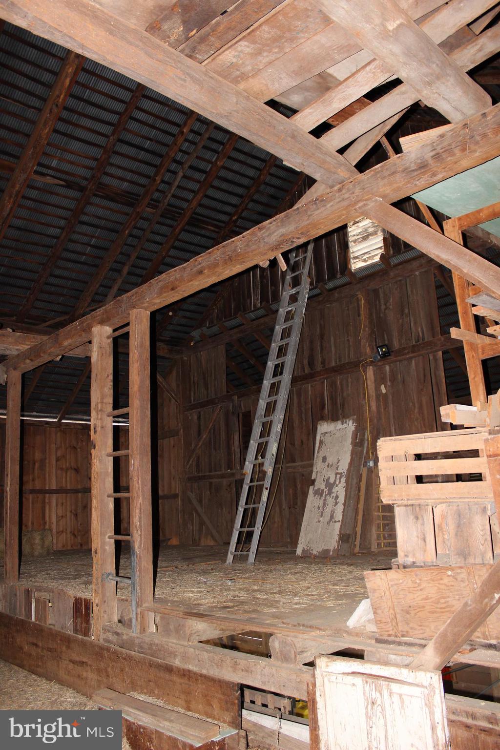 1294 Carlisle Road Aspers, PA 17304 - Photo 12 of 125 Bank Barn