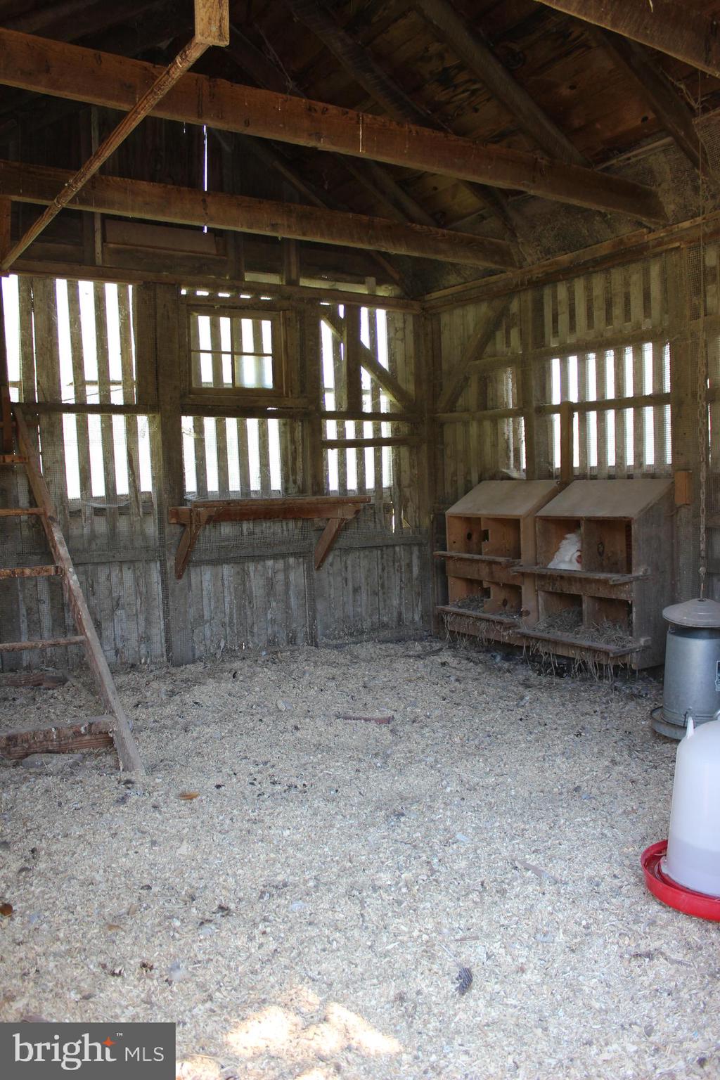 1294 Carlisle Road Aspers, PA 17304 - Photo 14 of 125 Chicken Coop