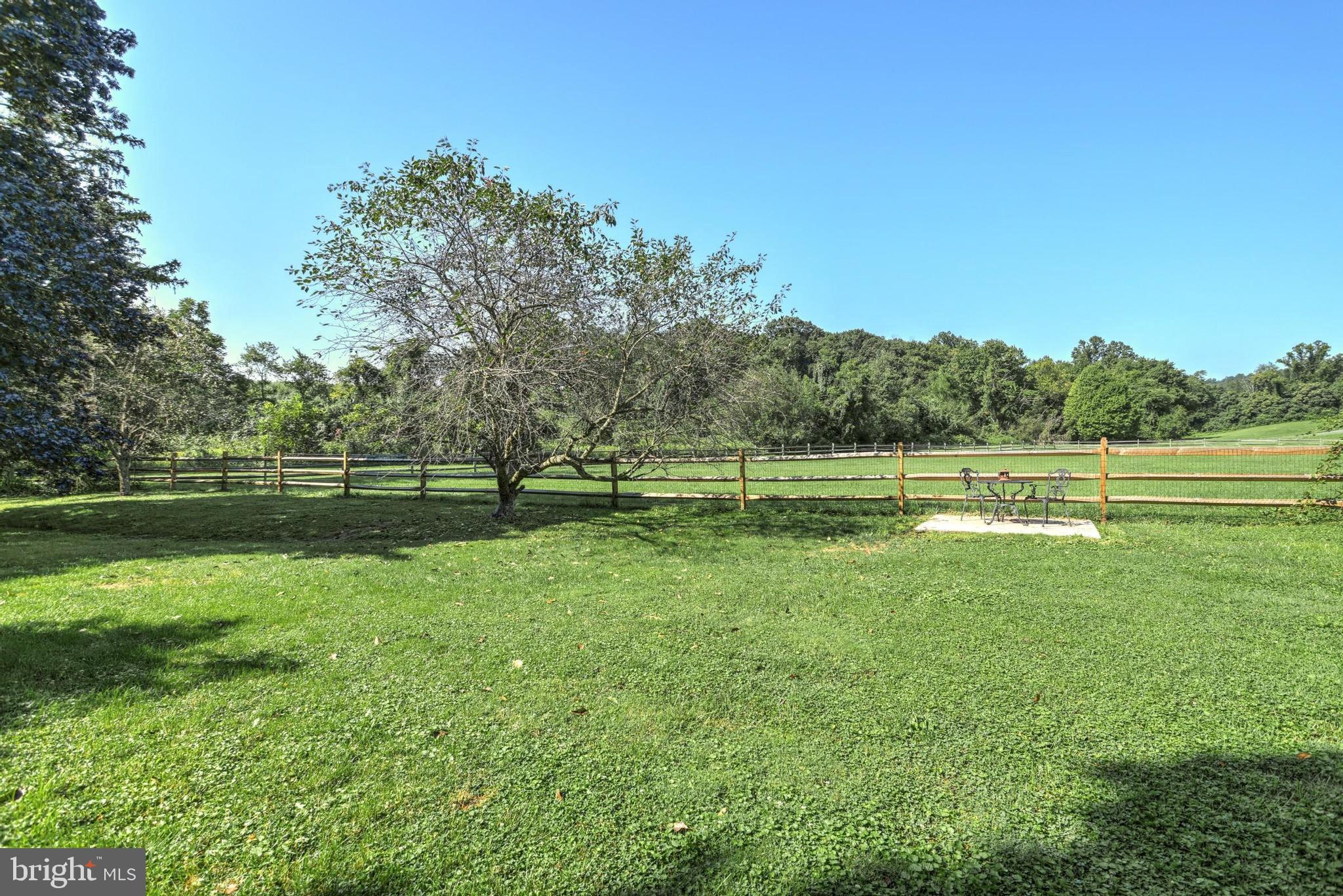 1294 Carlisle Road Aspers, PA 17304 - Photo 54 of 125 Fenced yard