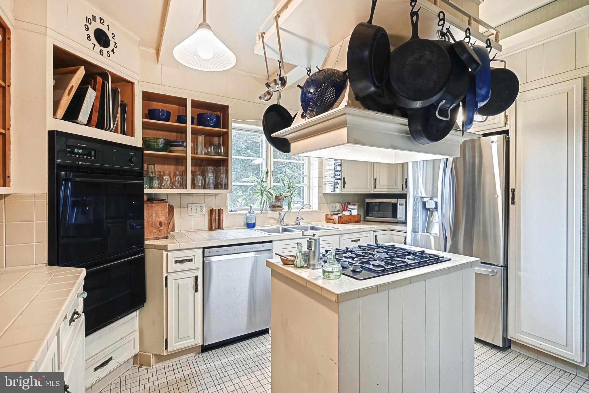 1294 Carlisle Road Aspers, PA 17304 - Photo 64 of 125 Kitchen