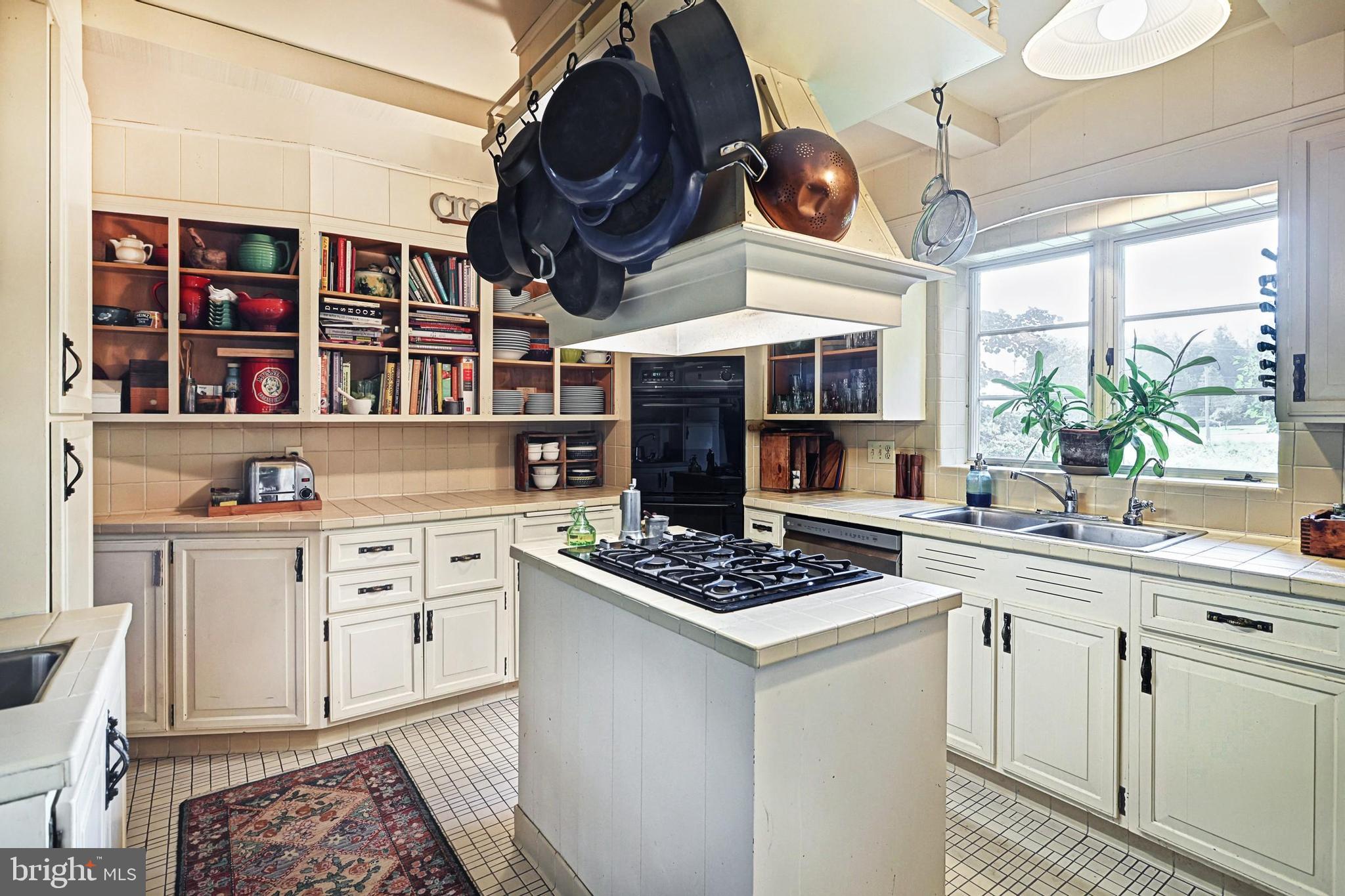 1294 Carlisle Road Aspers, PA 17304 - Photo 65 of 125 Kitchen